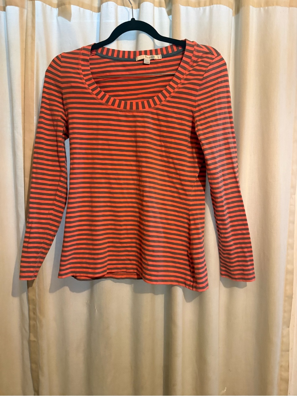 Boden Striped Coral and Gray Long-Sleeve Scoop Neck Fitted Top